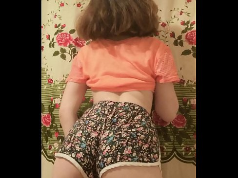 ❤️ Babe muda seksi menanggalkan seluar pendeknya pada kamera seks super pada kami ms.xxxdl.ru ❌